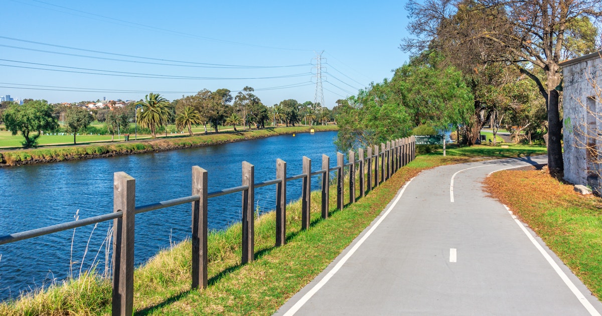 Managed Features Lesson | Geography | AU