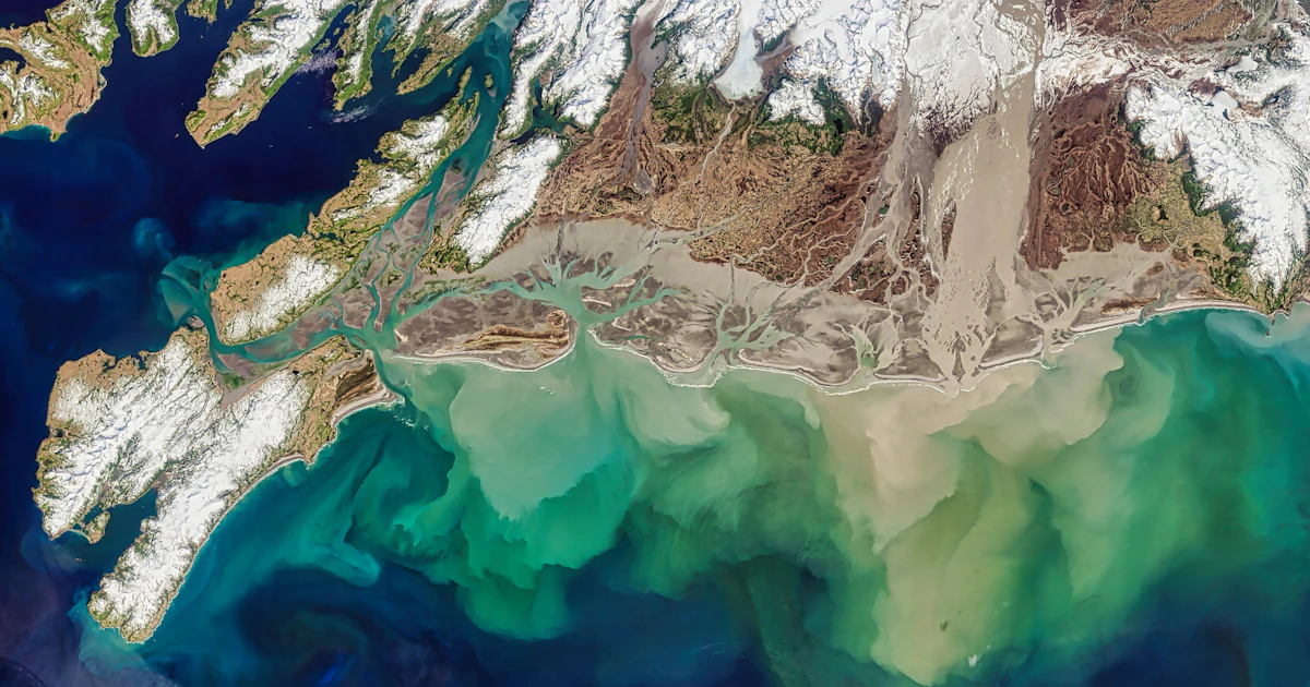 Exploring the Earth’s Surface Lesson | Science and | AU