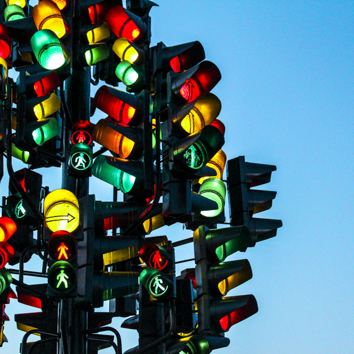 Signs and Signals Tell a Story Lesson | English | AU